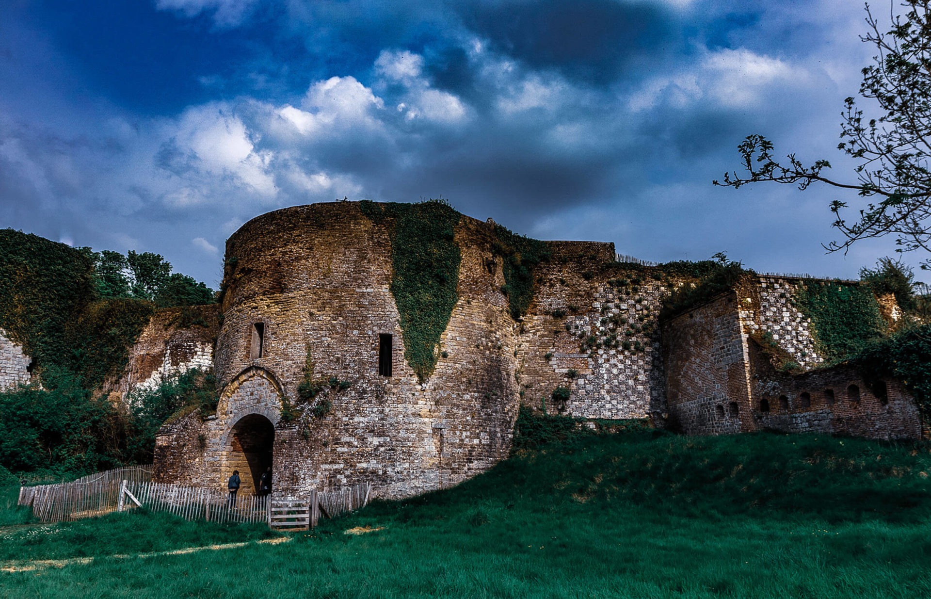 les remparts de montreuil memoire d'histoire